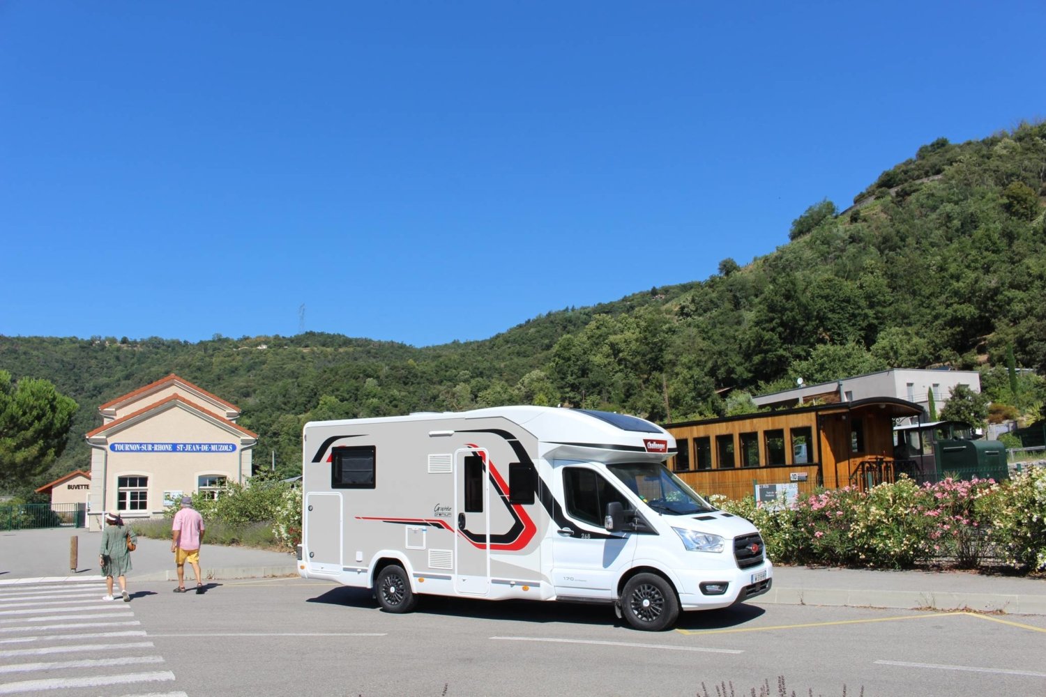 Challenger Graphite 268